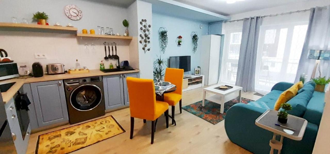 Sunshine - New & Quiet 1Br Apt, Business Area, Close To Airport, Highway A3, Subway بوخارست المظهر الخارجي الصورة