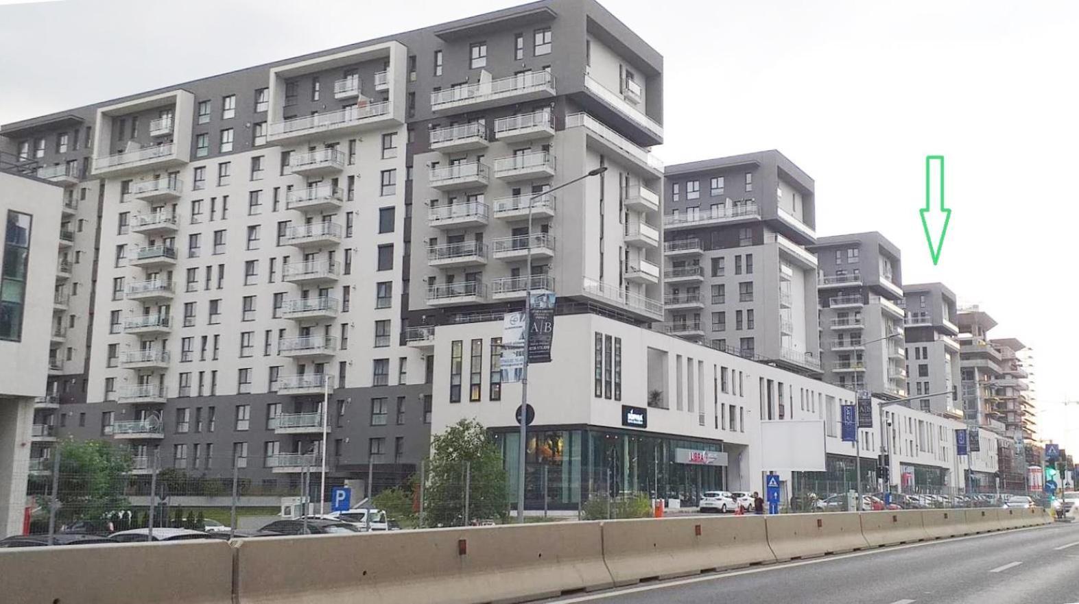 Sunshine - New & Quiet 1Br Apt, Business Area, Close To Airport, Highway A3, Subway بوخارست المظهر الخارجي الصورة